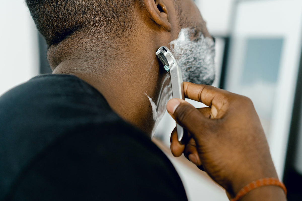 Razors & Blades | Men's Razor Sets | Cremo